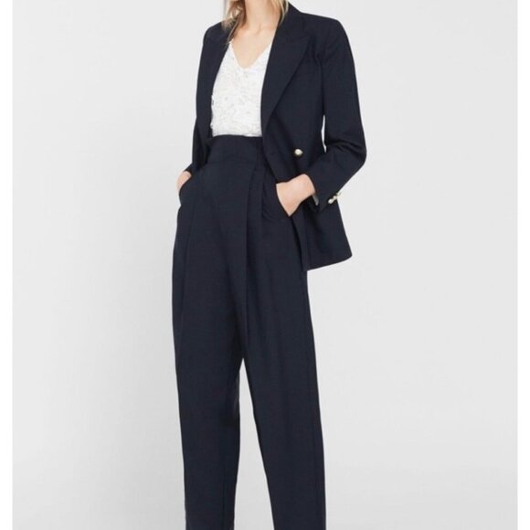 Mango lace blouse top keyhole white M bell sleeves - Picture 6 of 6